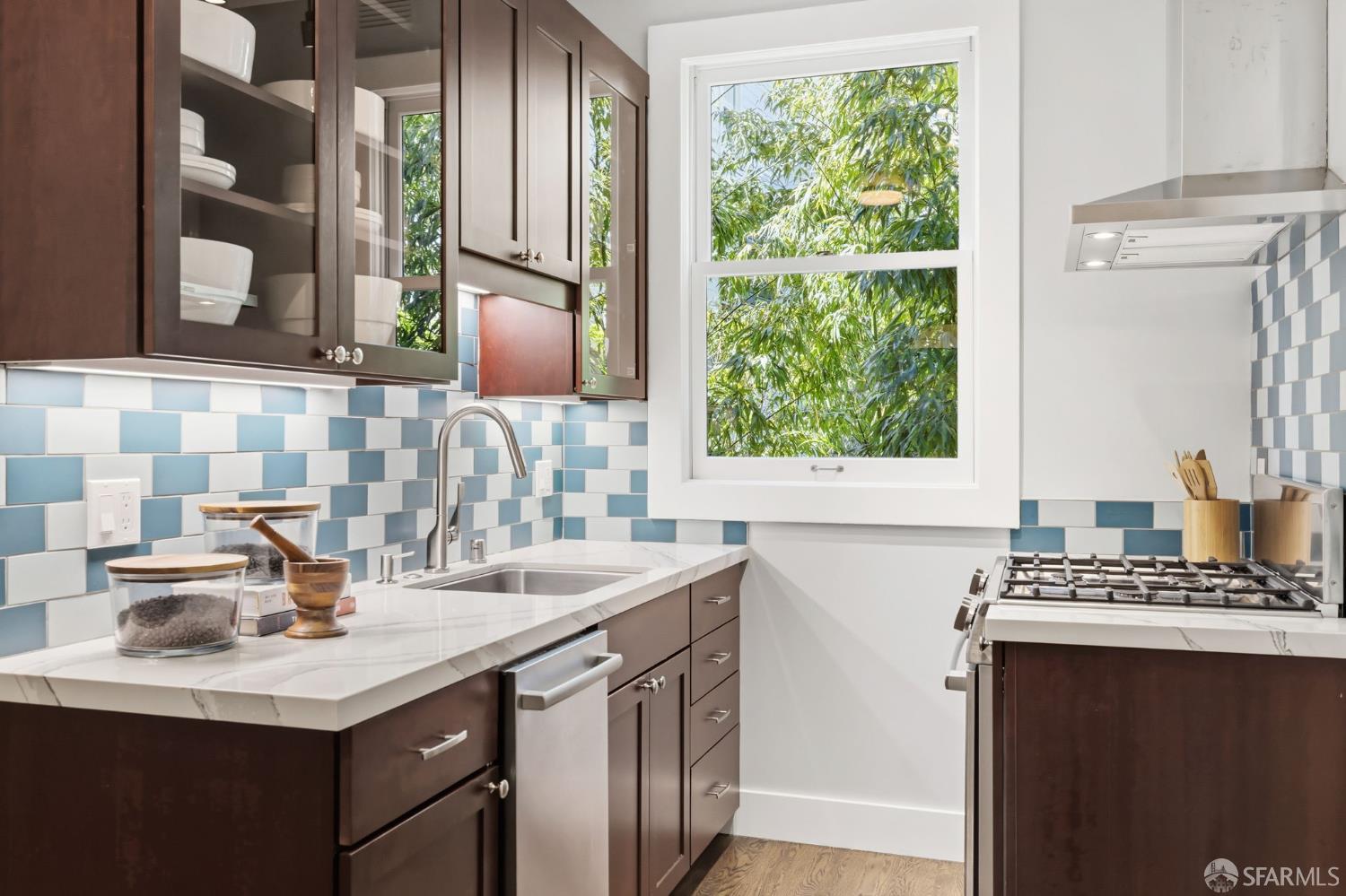 Detail Gallery Image 27 of 40 For 158 Carmel St, San Francisco,  CA 94117 - 2 Beds | 1 Baths