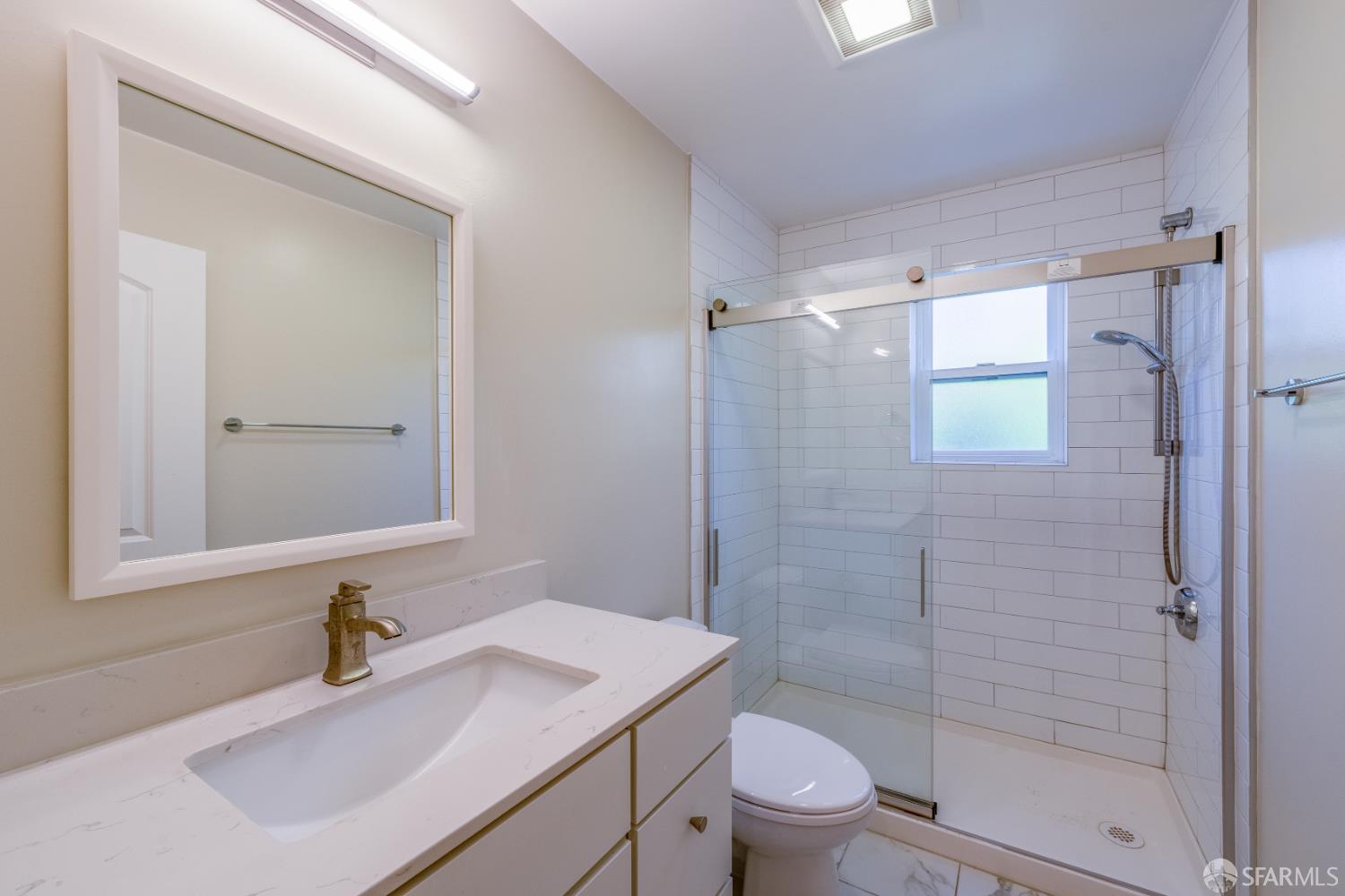 Detail Gallery Image 13 of 88 For 938 Kearney St, El Cerrito,  CA 94133 - 8 Beds | 8/2 Baths