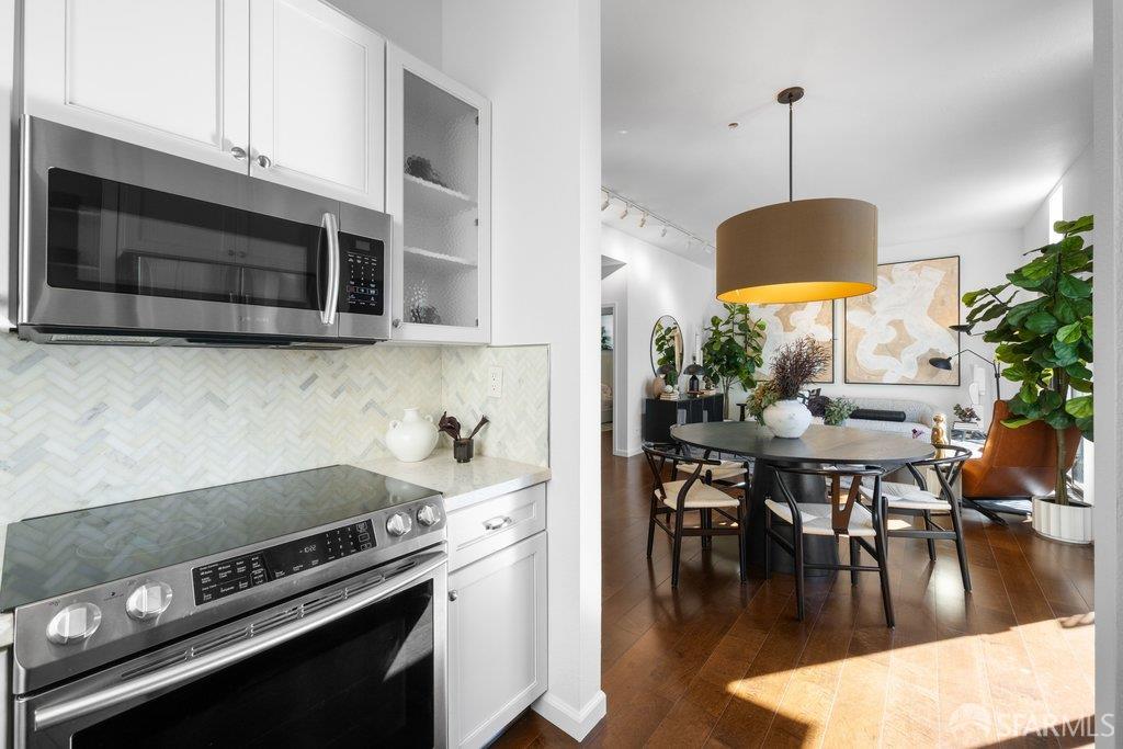 Detail Gallery Image 24 of 92 For 2425 Market St #6,  San Francisco,  CA 94114 - 2 Beds | 1 Baths