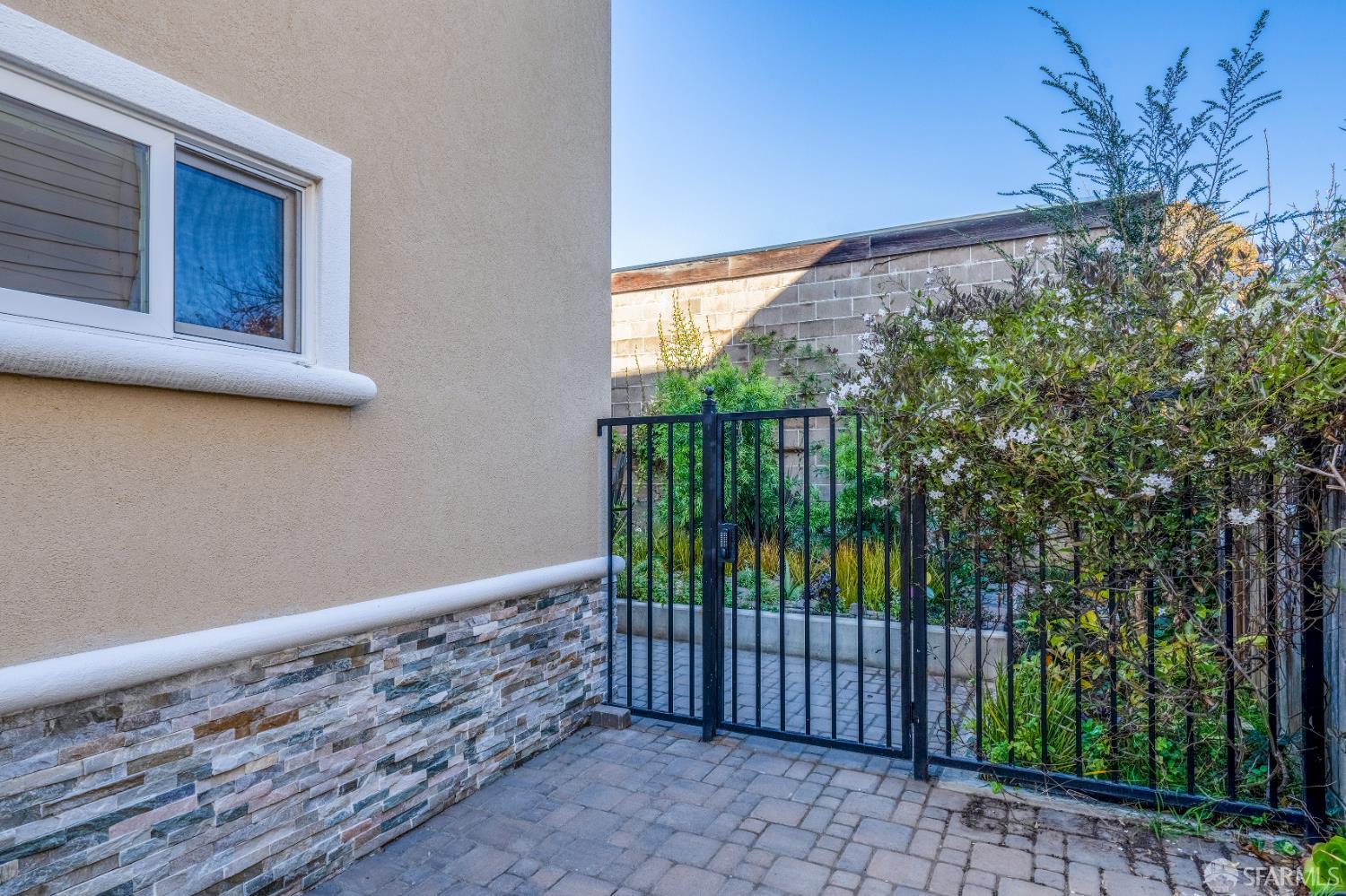 Detail Gallery Image 72 of 88 For 938 Kearney St, El Cerrito,  CA 94133 - 8 Beds | 8/2 Baths
