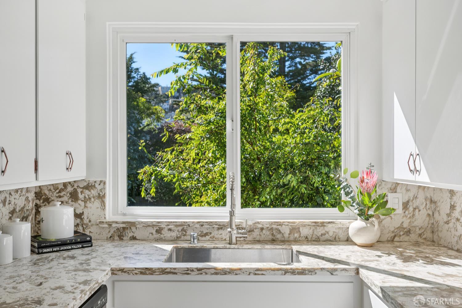 Detail Gallery Image 24 of 73 For 1819 8th Ave, San Francisco,  CA 94109 - 3 Beds | 2 Baths