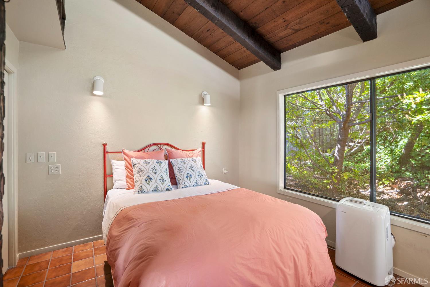 Detail Gallery Image 39 of 51 For Address Is Not Disclosed, Woodside,  CA 94062 - 3 Beds | 3 Baths