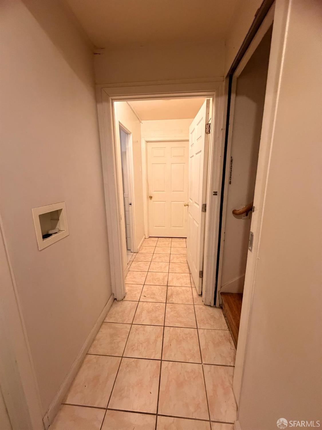 Detail Gallery Image 5 of 7 For 1 Mccarthy Ave, San Francisco,  CA 94134 - 4 Beds | 2/1 Baths