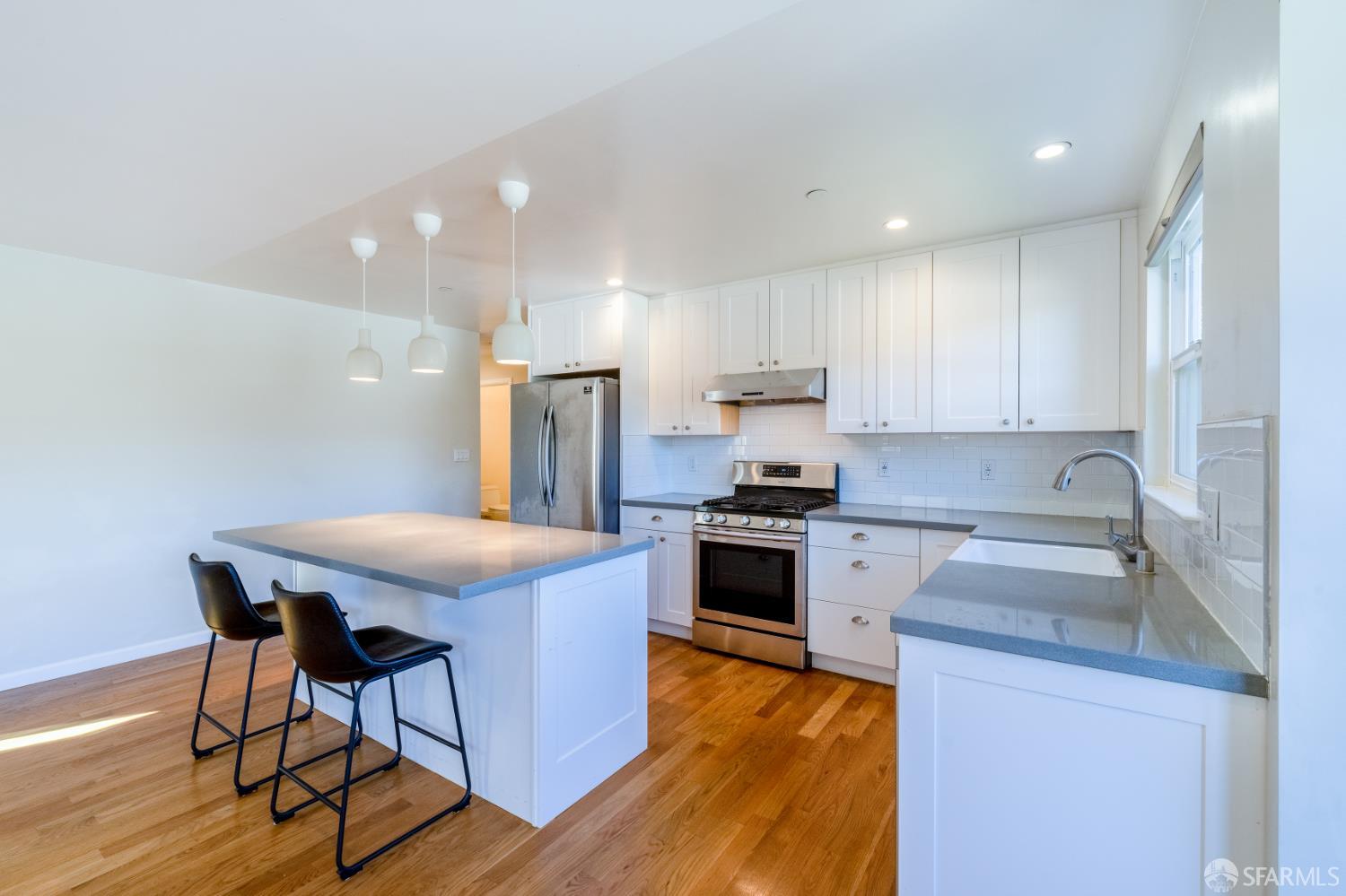 Detail Gallery Image 28 of 88 For 938 Kearney St, El Cerrito,  CA 94133 - 8 Beds | 8/2 Baths