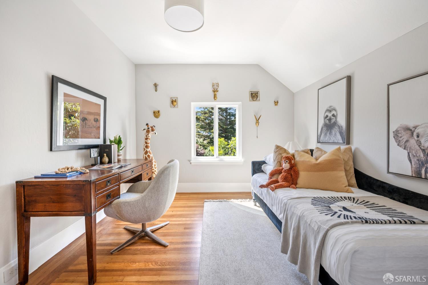 Detail Gallery Image 47 of 73 For 1819 8th Ave, San Francisco,  CA 94109 - 3 Beds | 2 Baths