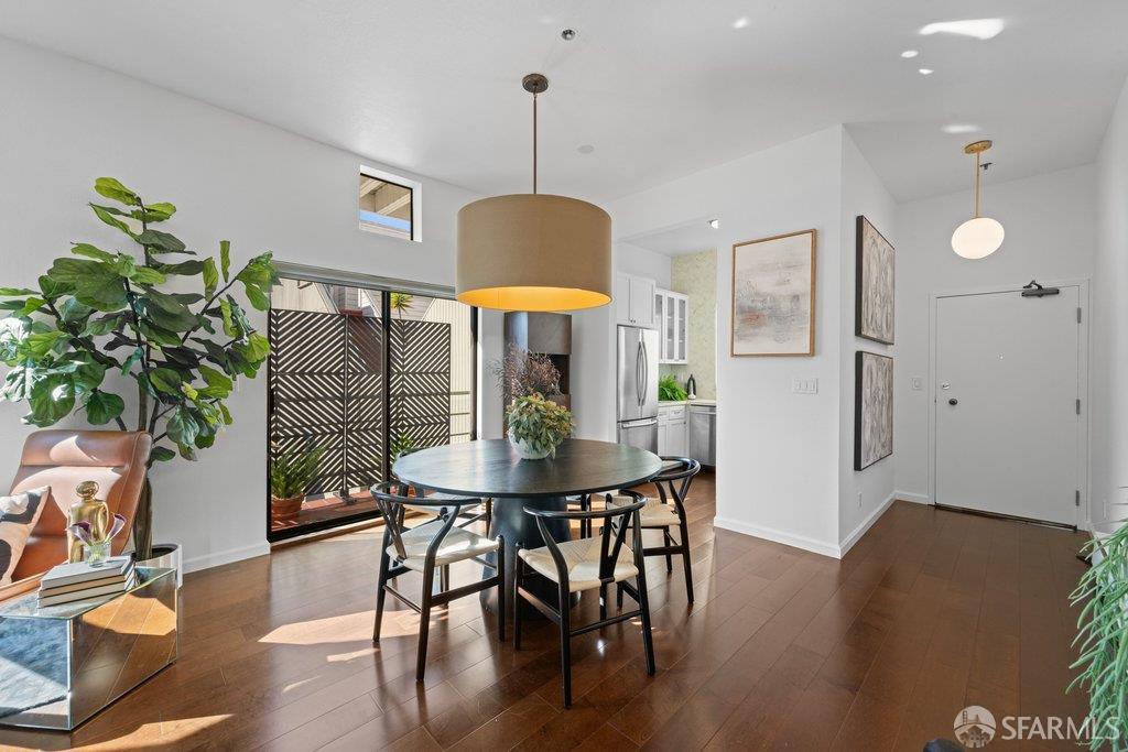 Detail Gallery Image 10 of 92 For 2425 Market St #6,  San Francisco,  CA 94114 - 2 Beds | 1 Baths