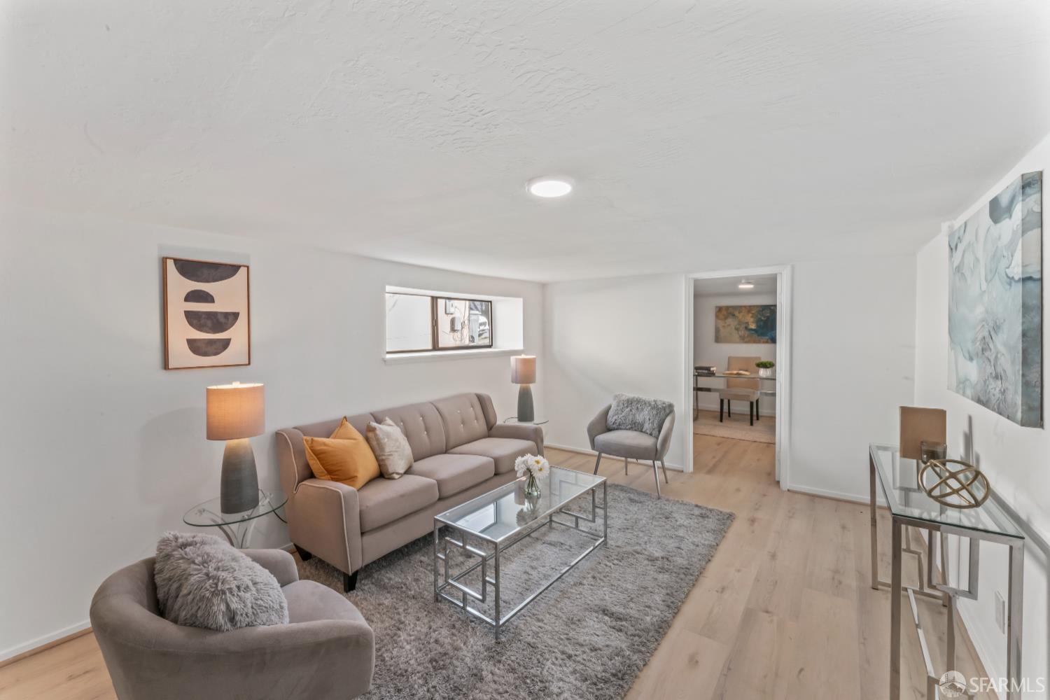 Detail Gallery Image 23 of 43 For 300 Klamath St, Brisbane,  CA 94005 - 3 Beds | 3 Baths