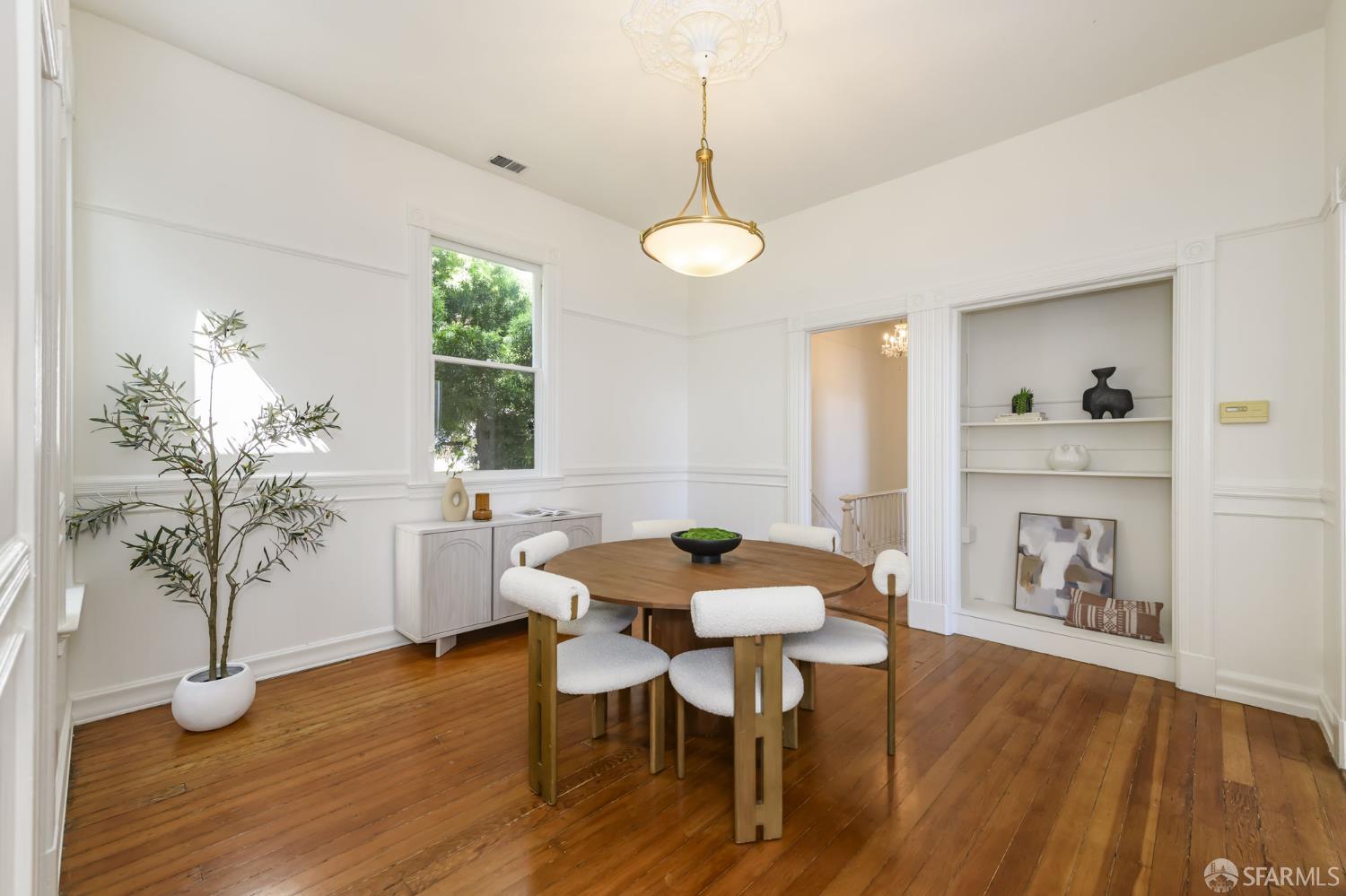 Detail Gallery Image 16 of 45 For 1953 Eddy St, San Francisco,  CA 94115 - – Beds | – Baths