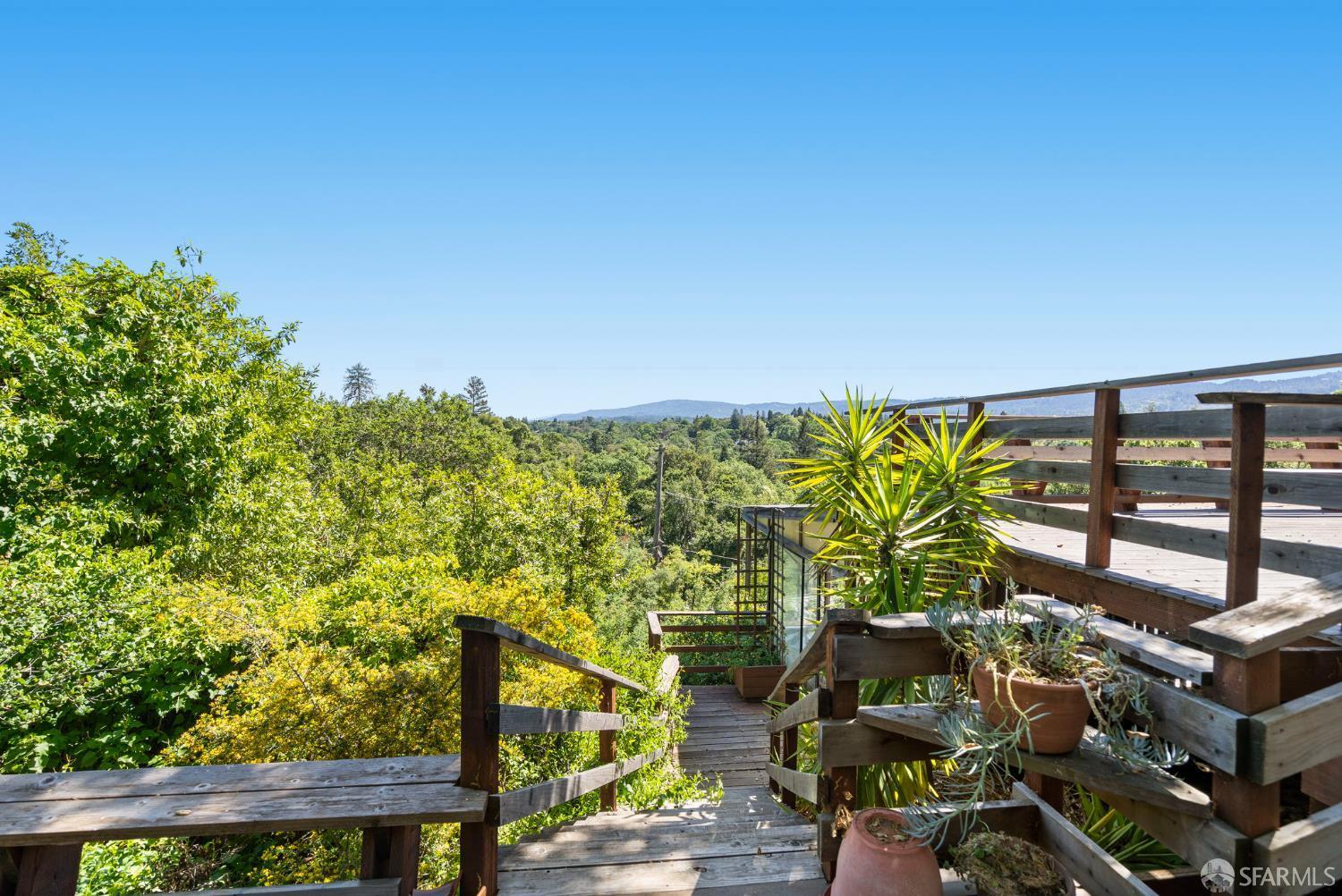 Detail Gallery Image 22 of 51 For Address Is Not Disclosed, Woodside,  CA 94062 - 3 Beds | 3 Baths