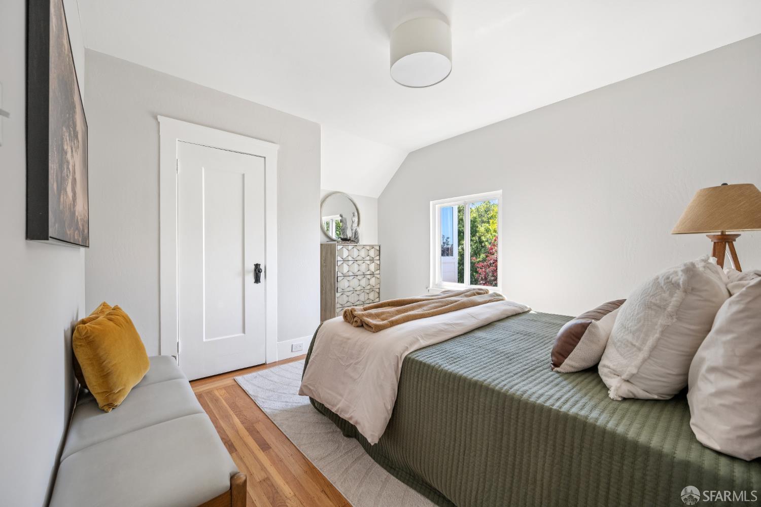 Detail Gallery Image 42 of 73 For 1819 8th Ave, San Francisco,  CA 94109 - 3 Beds | 2 Baths