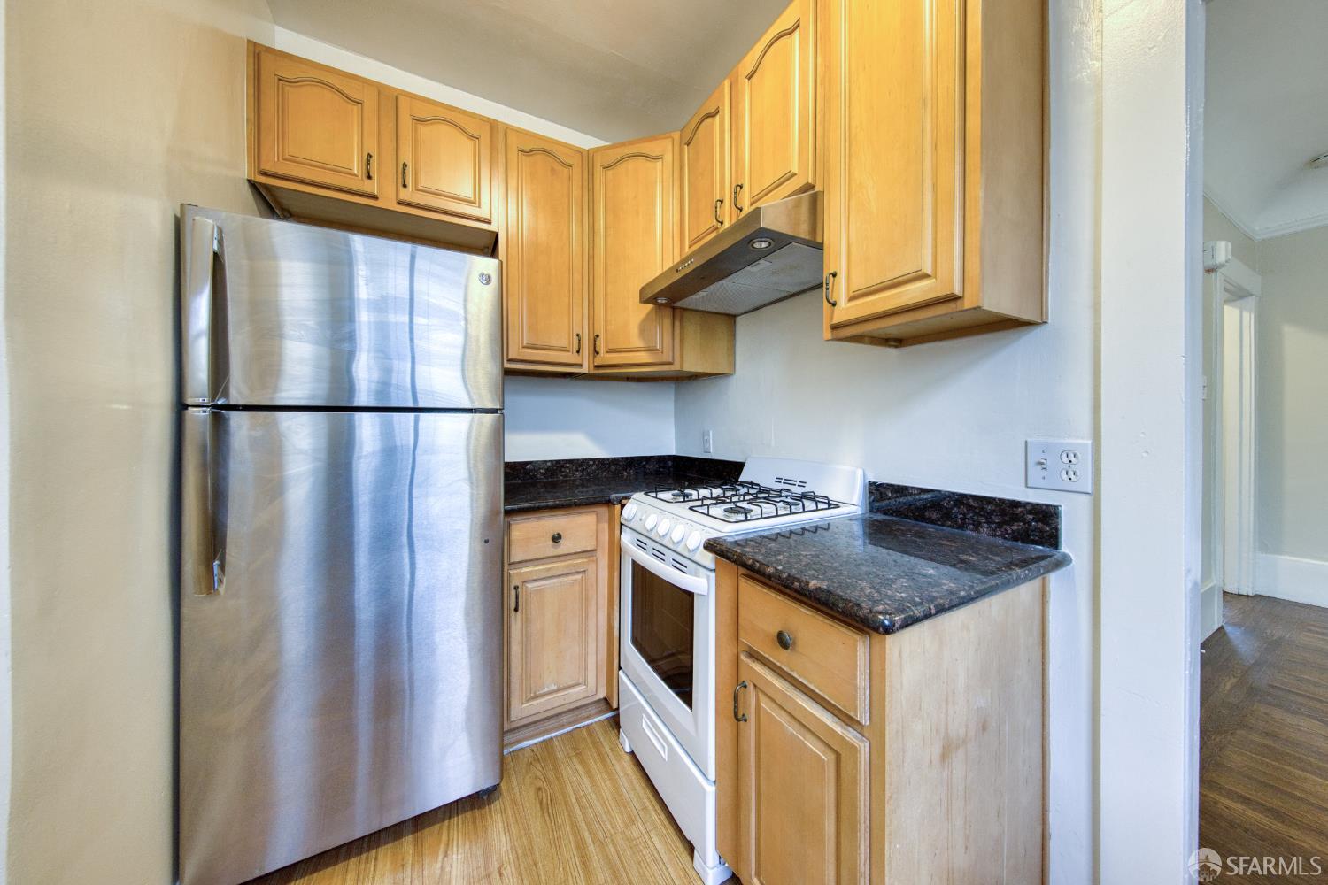 Detail Gallery Image 7 of 12 For 1163 Pine St, San Francisco,  CA 94109 - – Beds | – Baths