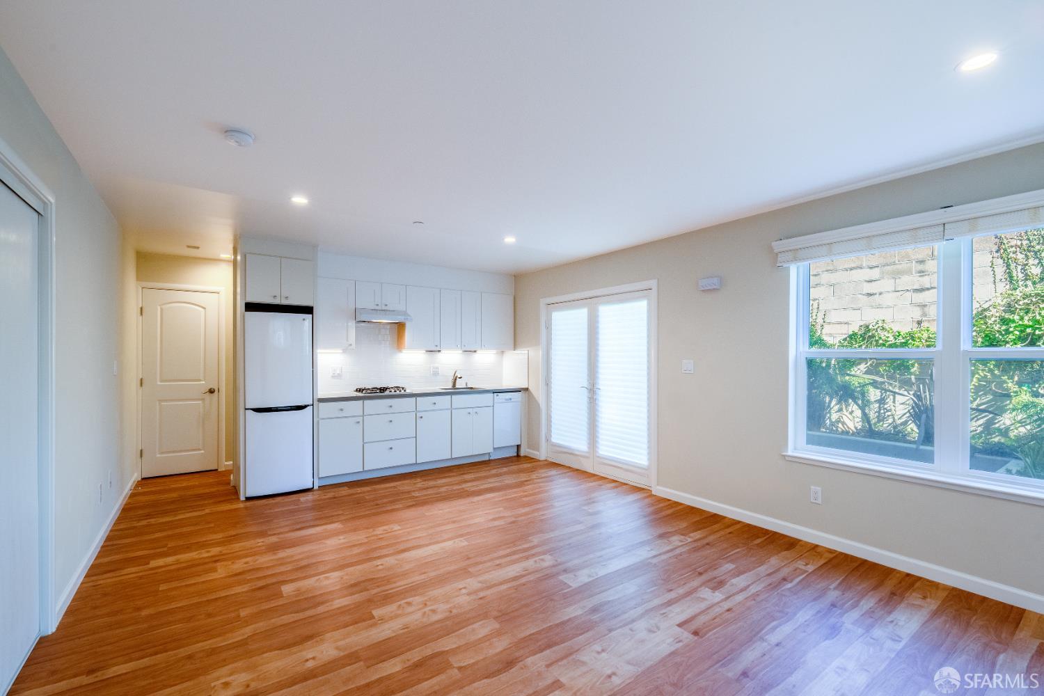 Detail Gallery Image 8 of 88 For 938 Kearney St, El Cerrito,  CA 94133 - 8 Beds | 8/2 Baths