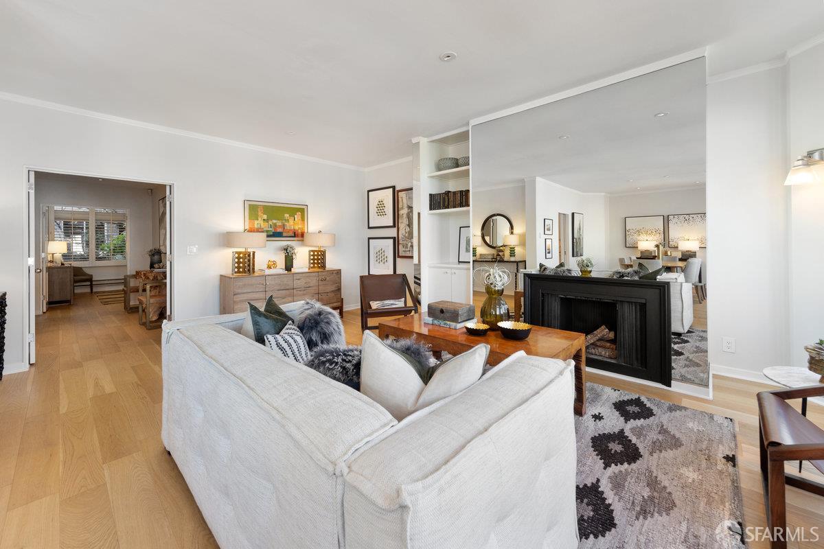 Detail Gallery Image 11 of 39 For 44 Macondray Ln 2w,  San Francisco,  CA 94133 - 2 Beds | 2 Baths