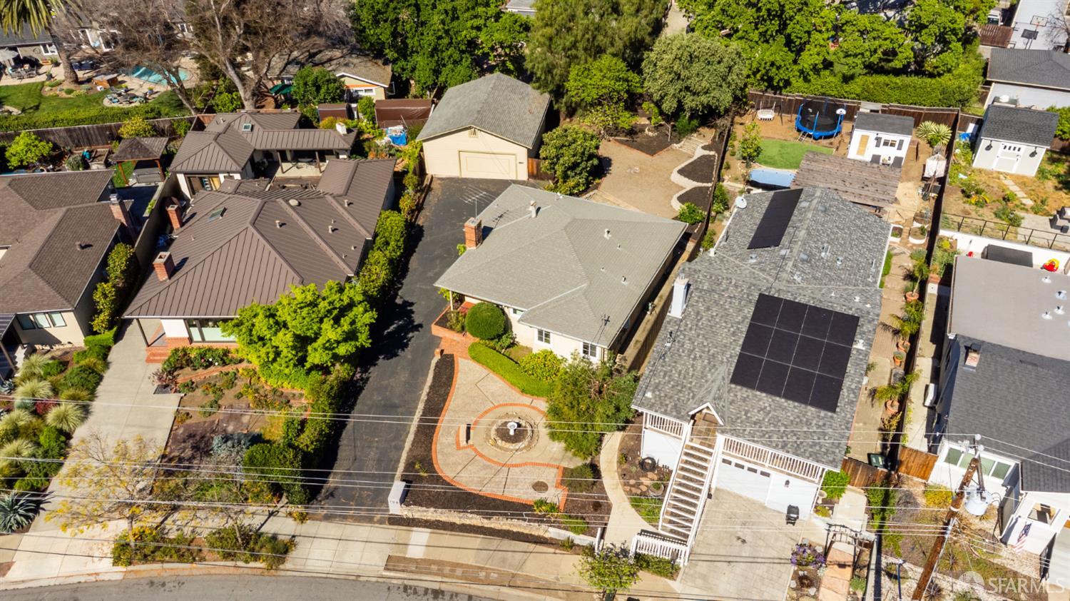 Detail Gallery Image 50 of 54 For 108 Inner Cir, Redwood City,  CA 94062 - 2 Beds | 1 Baths