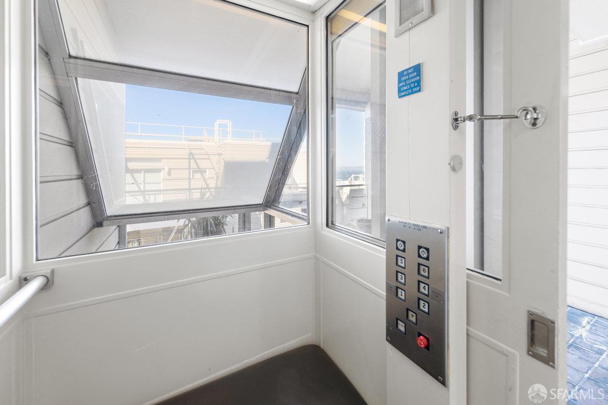 Detail Gallery Image 31 of 39 For 44 Macondray Ln 2w,  San Francisco,  CA 94133 - 2 Beds | 2 Baths