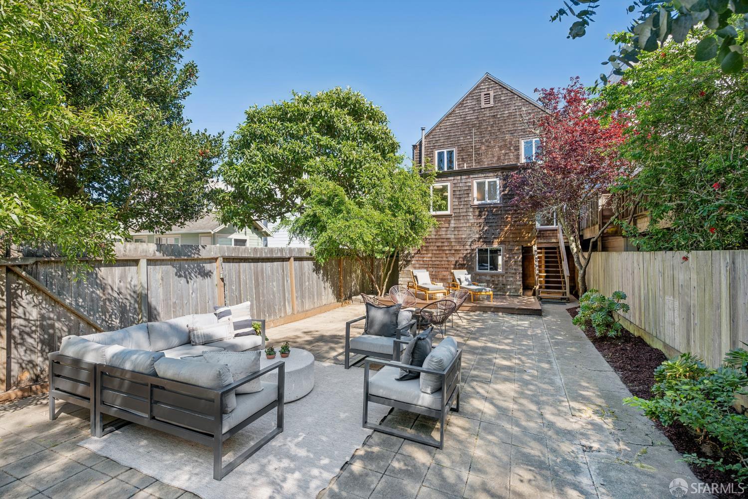 Detail Gallery Image 57 of 73 For 1819 8th Ave, San Francisco,  CA 94109 - 3 Beds | 2 Baths