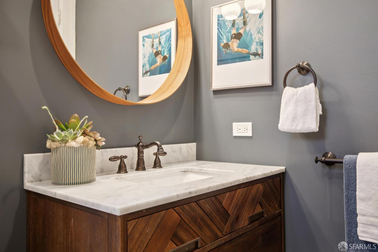 Photo #15: 426112845 Listing: Photo #15