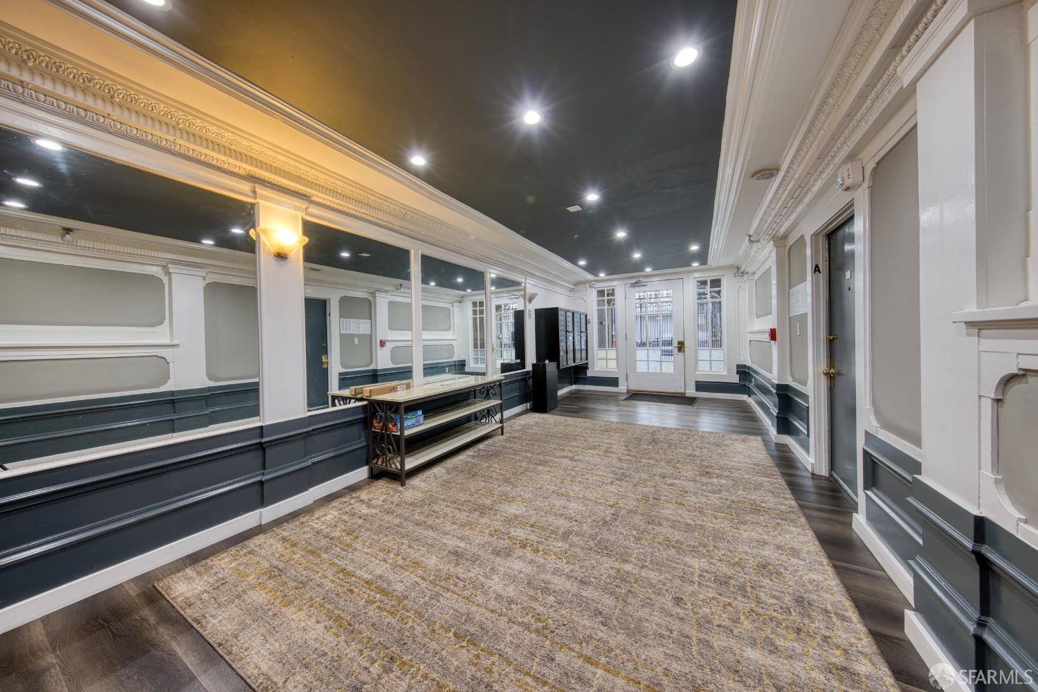 Detail Gallery Image 3 of 12 For 1163 Pine St, San Francisco,  CA 94109 - – Beds | – Baths