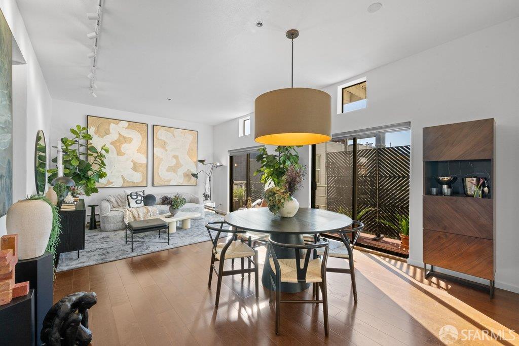 Detail Gallery Image 8 of 92 For 2425 Market St #6,  San Francisco,  CA 94114 - 2 Beds | 1 Baths