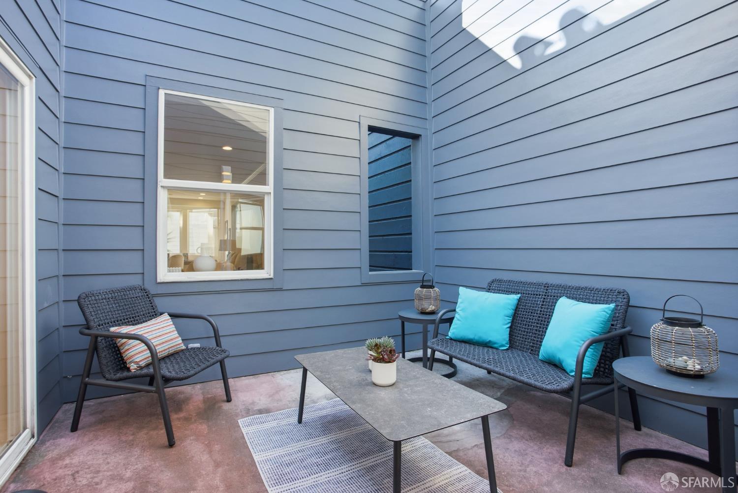 Detail Gallery Image 20 of 31 For 3257 20th St, San Francisco,  CA 94110 - 2 Beds | 2 Baths