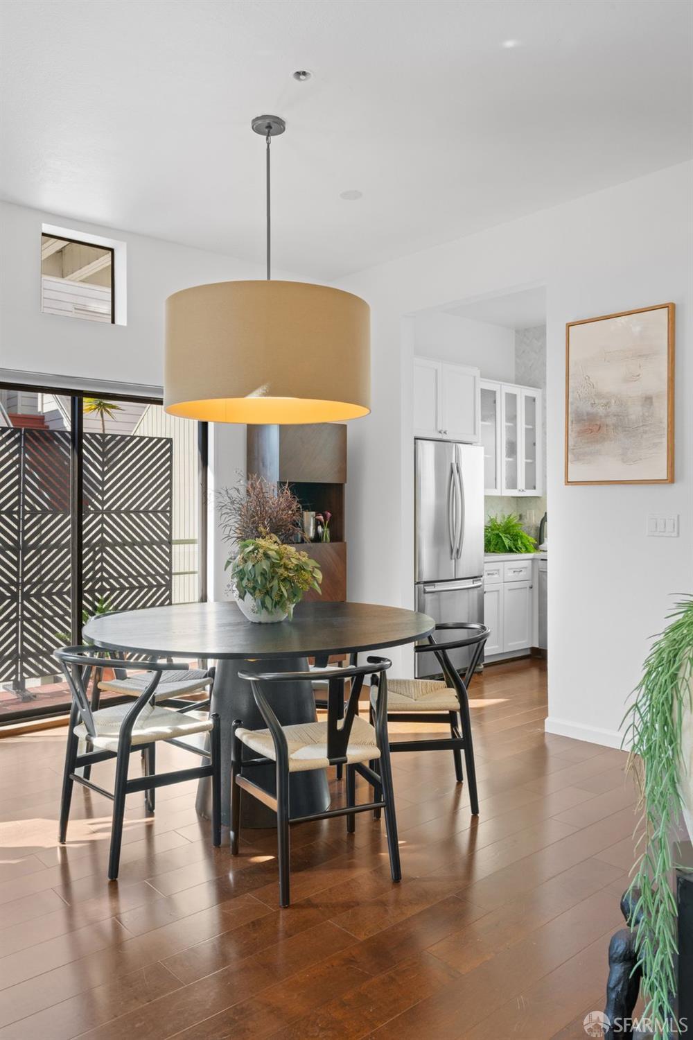 Detail Gallery Image 18 of 92 For 2425 Market St #6,  San Francisco,  CA 94114 - 2 Beds | 1 Baths