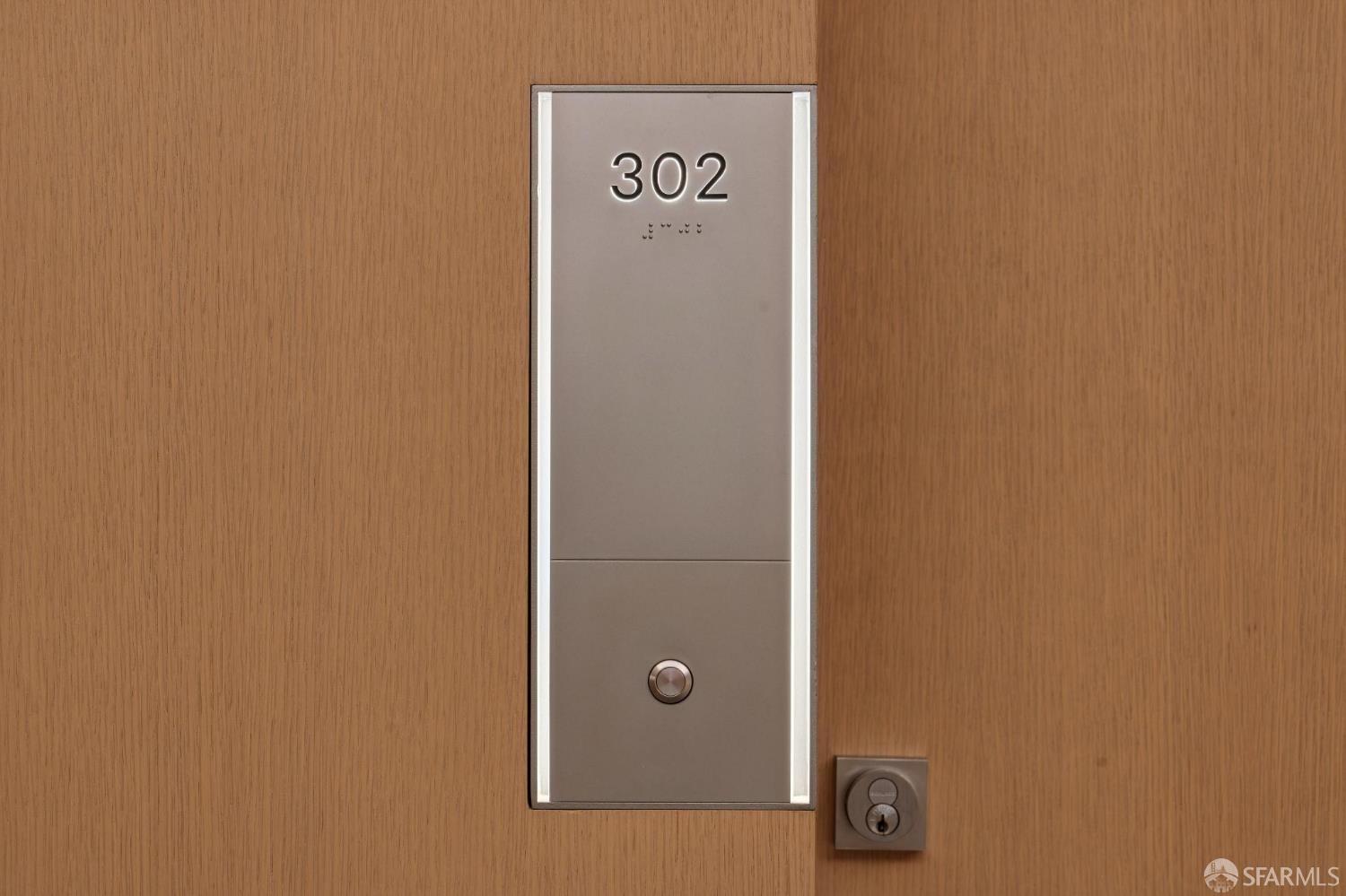 Photo #6: 426114614 Listing: Photo #6