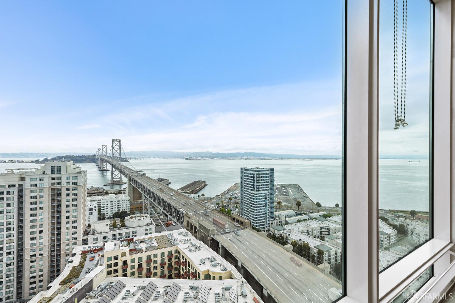 Detail Gallery Image 4 of 42 For 425 1st St #2308,  San Francisco,  CA 94105 - 1 Beds | 1 Baths
