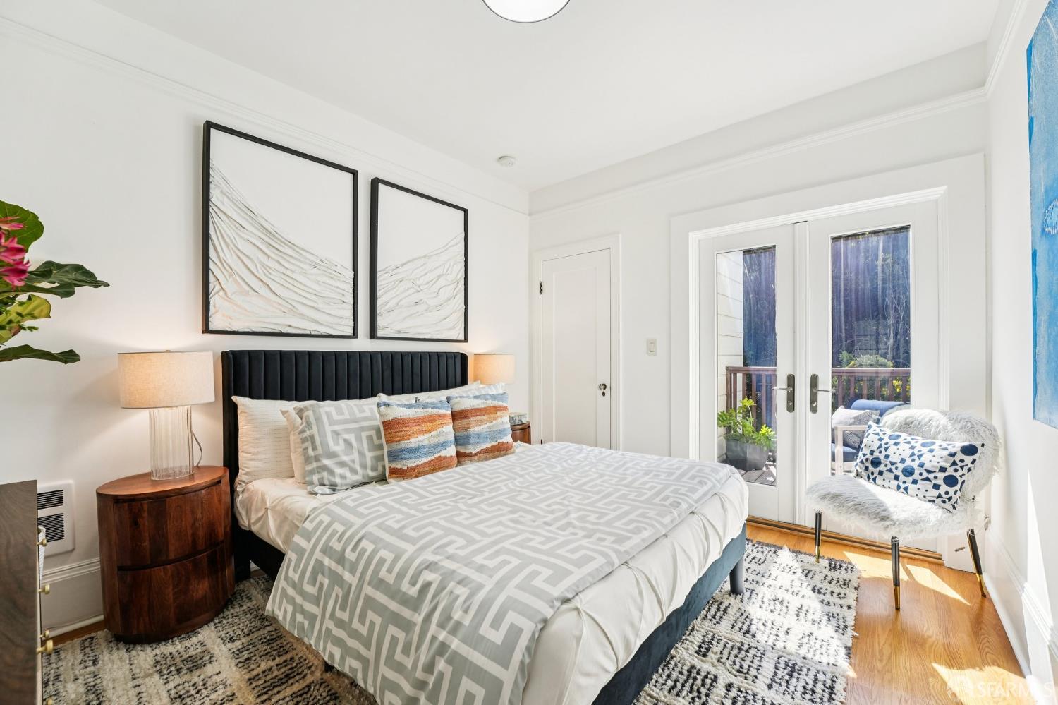 Detail Gallery Image 3 of 23 For 3967 18th St #4,  San Francisco,  CA 94114 - 1 Beds | 1 Baths