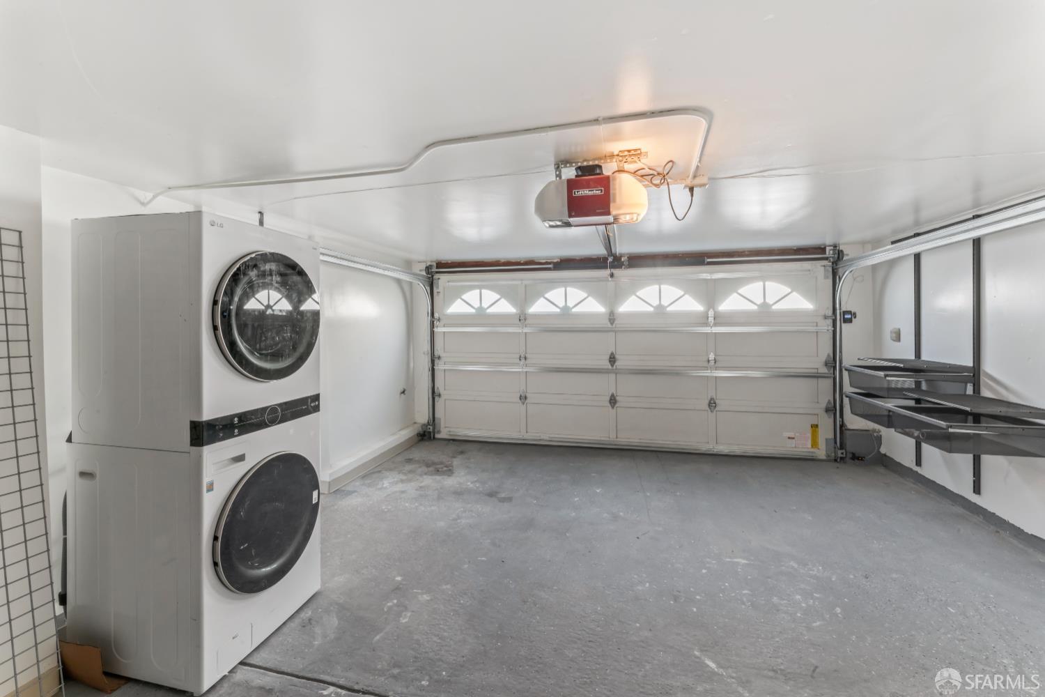 Detail Gallery Image 39 of 43 For 300 Klamath St, Brisbane,  CA 94005 - 3 Beds | 3 Baths