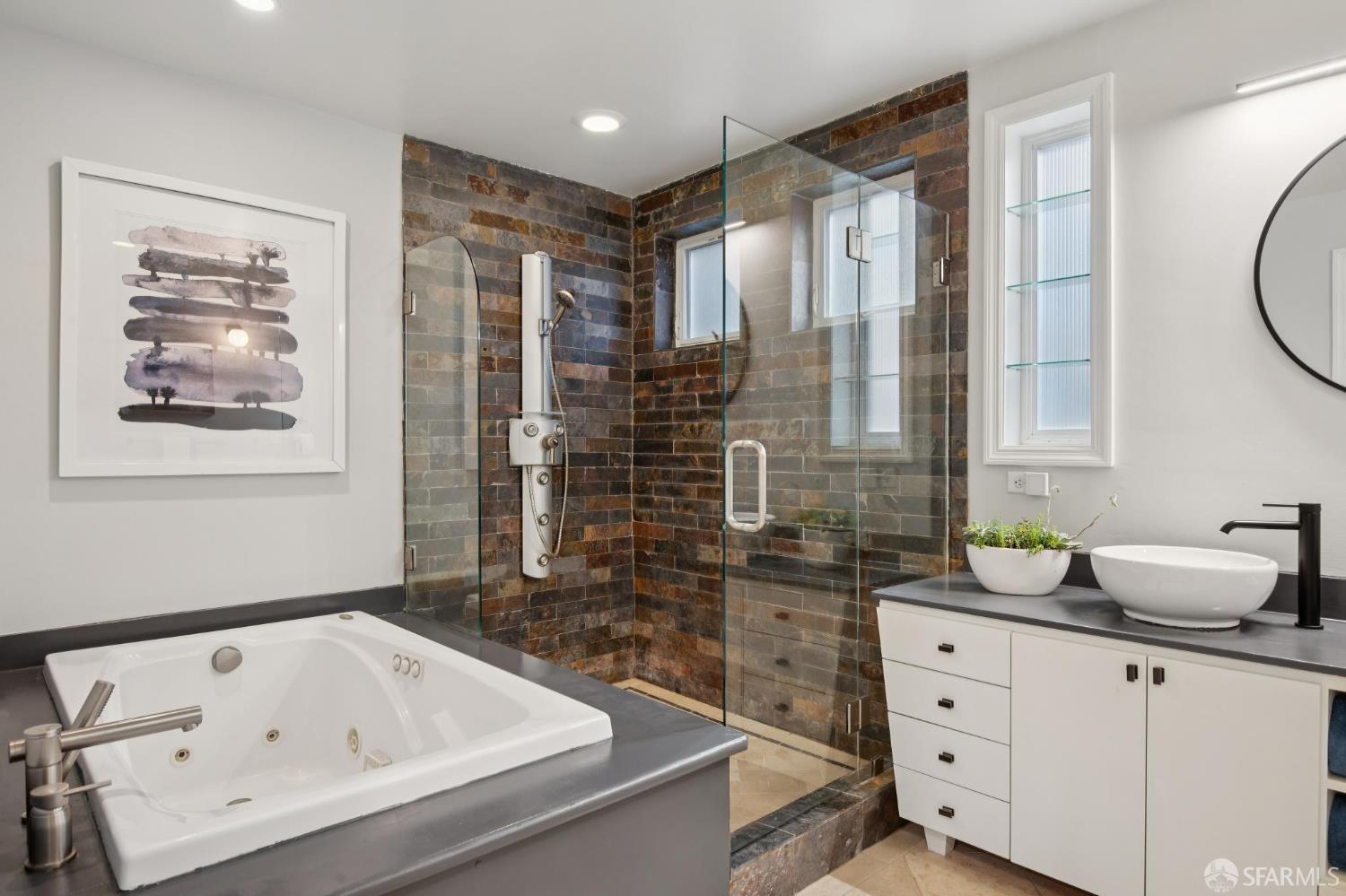 Photo #31: 426112845 Listing: Photo #31