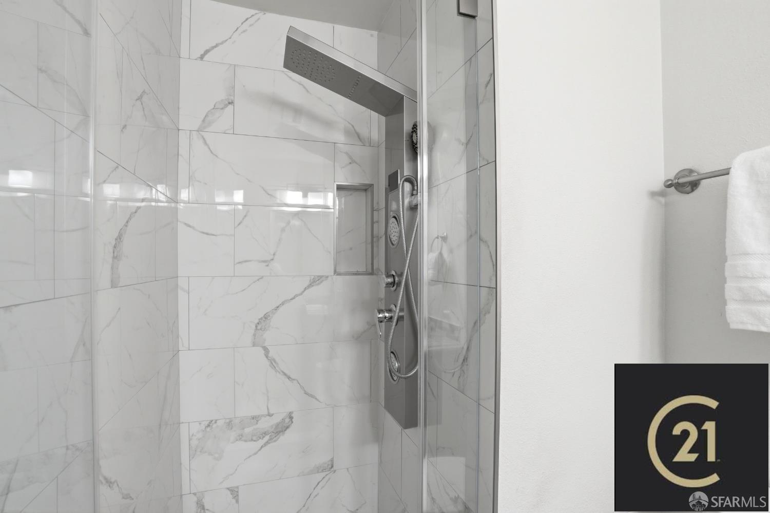 Detail Gallery Image 28 of 44 For 230 N Lake Merced Hls 1a,  San Francisco,  CA 94132 - 2 Beds | 2 Baths