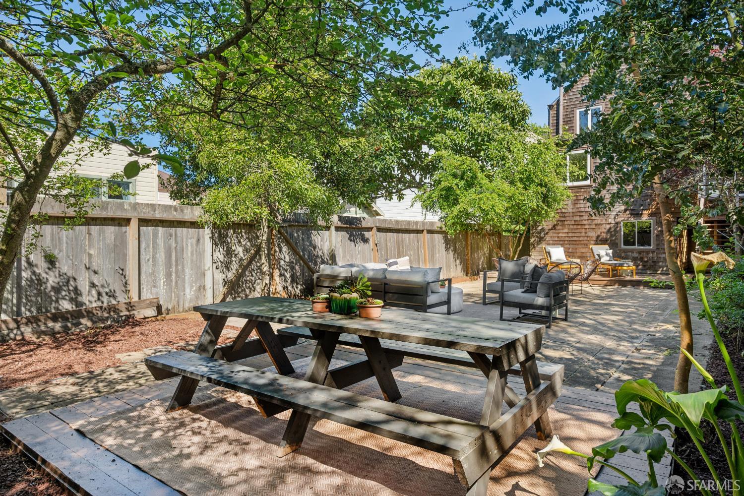 Detail Gallery Image 56 of 73 For 1819 8th Ave, San Francisco,  CA 94109 - 3 Beds | 2 Baths