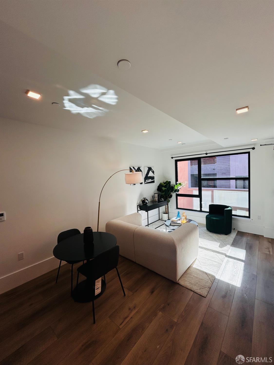 Detail Gallery Image 3 of 57 For 1288 Howard St #330,  San Francisco,  CA 94103 - 2 Beds | 2/1 Baths