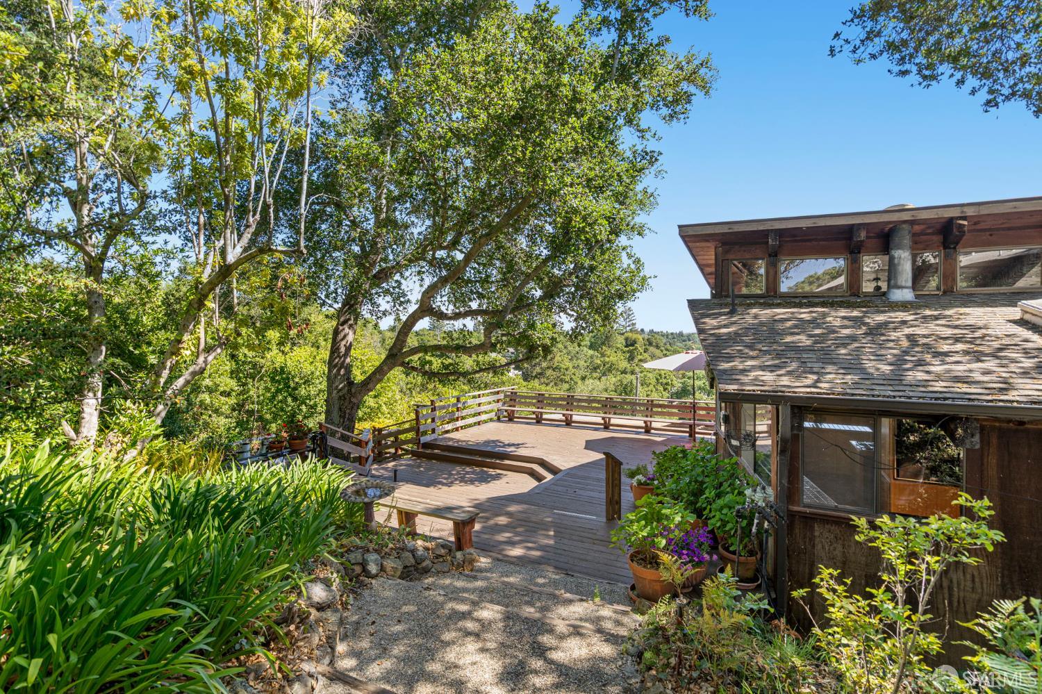 Detail Gallery Image 2 of 51 For Address Is Not Disclosed, Woodside,  CA 94062 - 3 Beds | 3 Baths