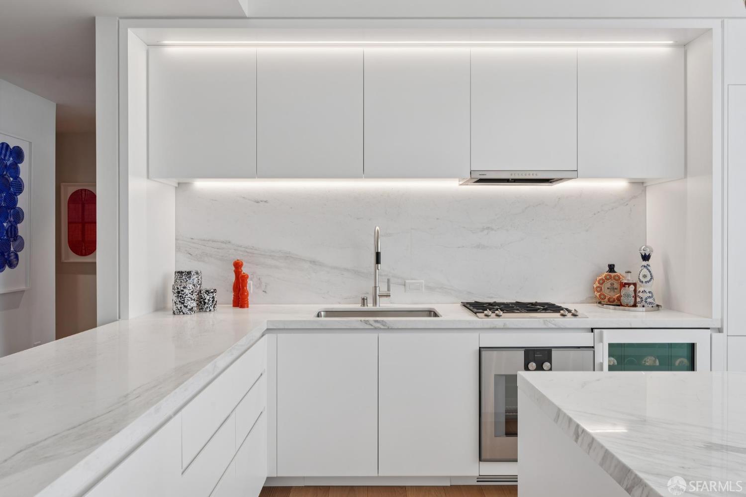 Photo #11: 426114614 Listing: Photo #11