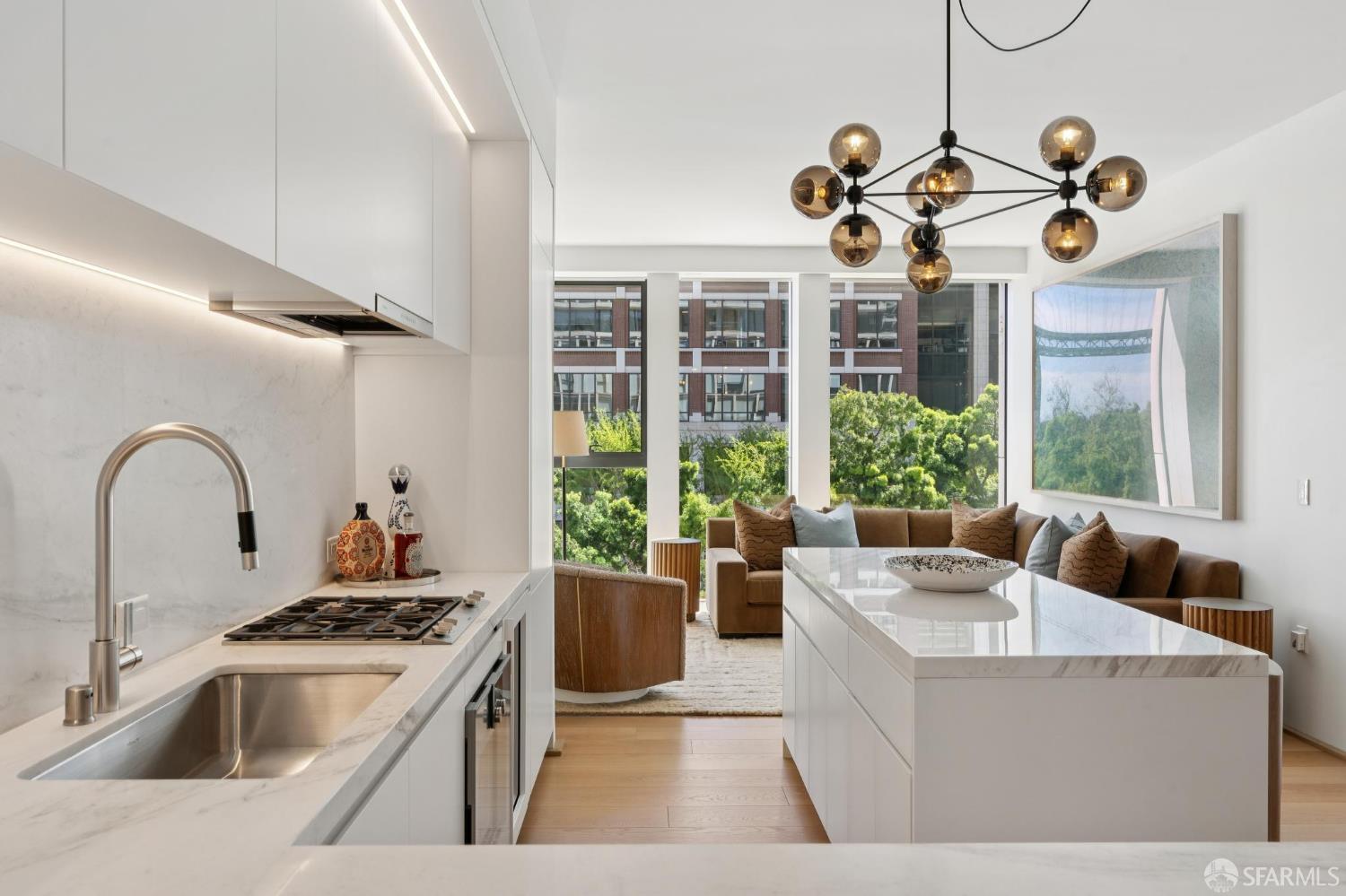 Photo #10: 426114614 Listing: Photo #10