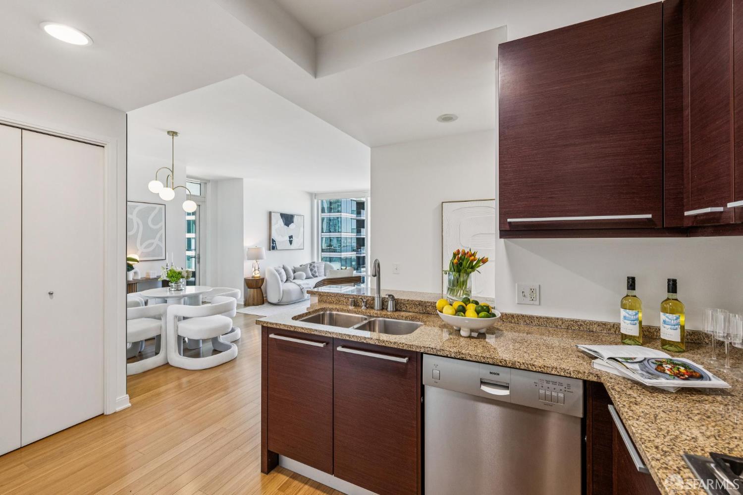 Detail Gallery Image 9 of 24 For 425 1st St #1208,  San Francisco,  CA 94105 - 1 Beds | 1 Baths