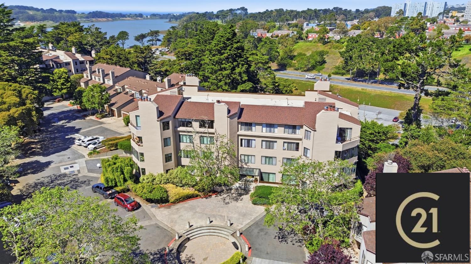 Detail Gallery Image 38 of 44 For 230 N Lake Merced Hls 1a,  San Francisco,  CA 94132 - 2 Beds | 2 Baths