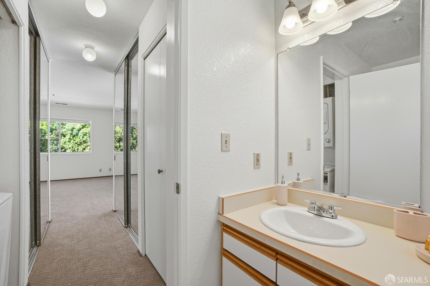Detail Gallery Image 30 of 39 For 1308 Walden Rd #38,  Walnut Creek,  CA 94597 - 2 Beds | 2 Baths