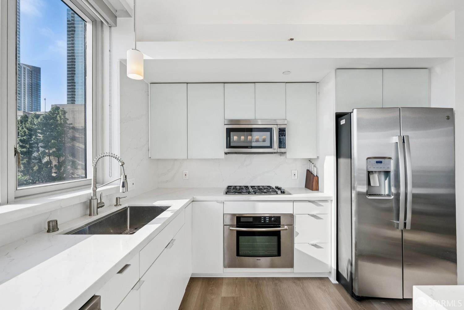 Detail Gallery Image 12 of 45 For 501 Beale St L7h,  San Francisco,  CA 94105 - 2 Beds | 2 Baths