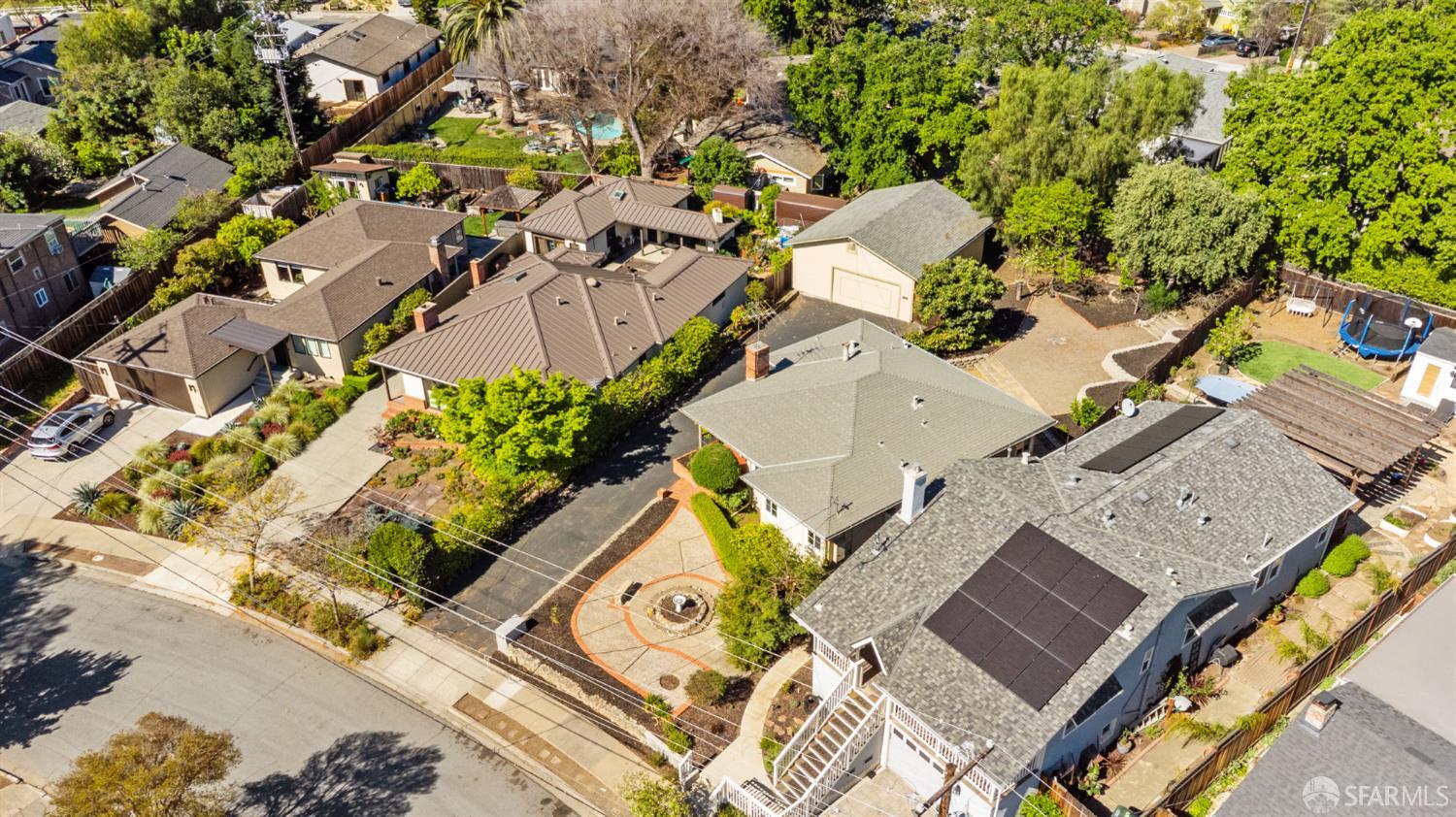 Detail Gallery Image 51 of 54 For 108 Inner Cir, Redwood City,  CA 94062 - 2 Beds | 1 Baths