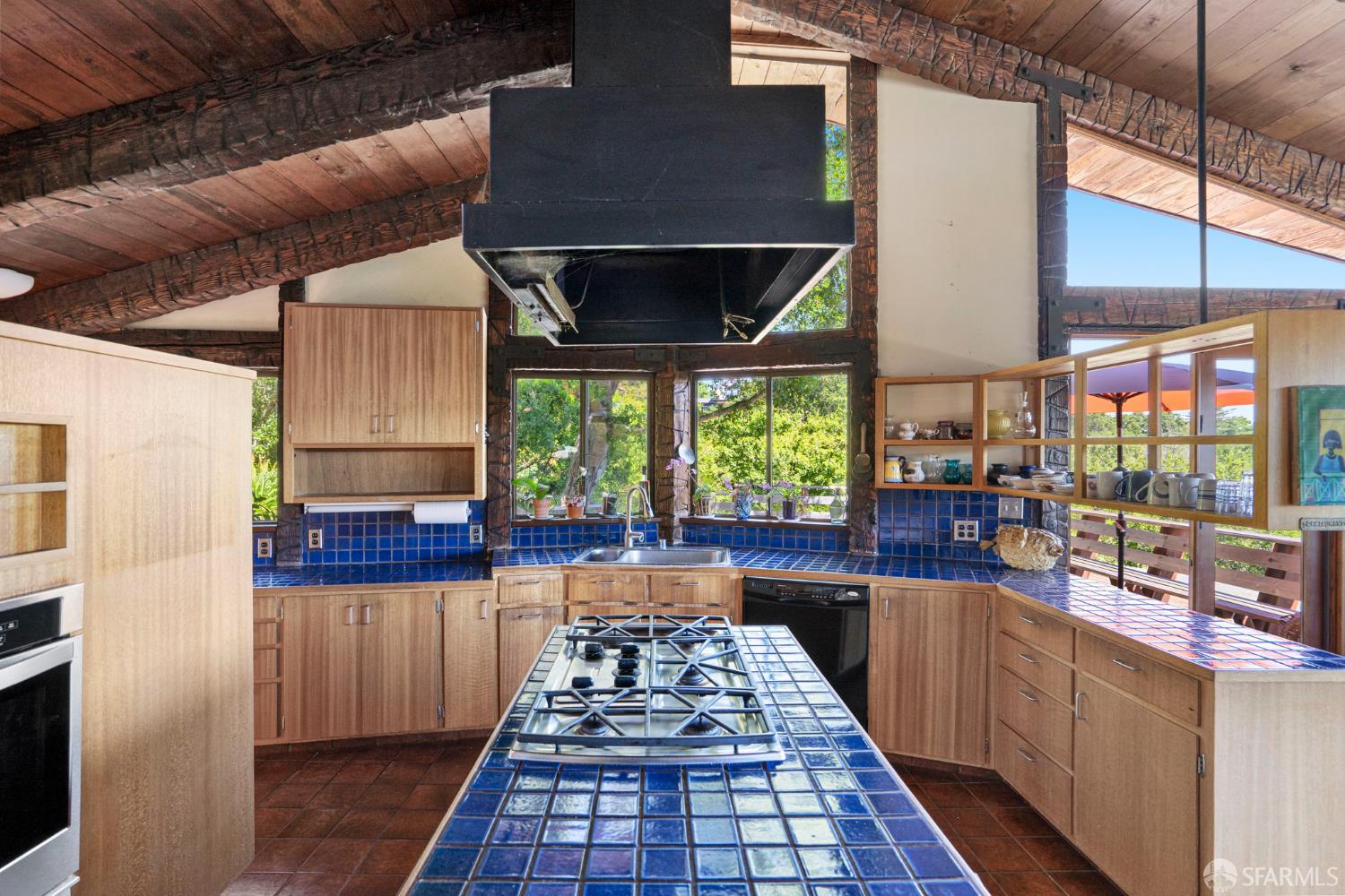 Detail Gallery Image 11 of 51 For Address Is Not Disclosed, Woodside,  CA 94062 - 3 Beds | 3 Baths