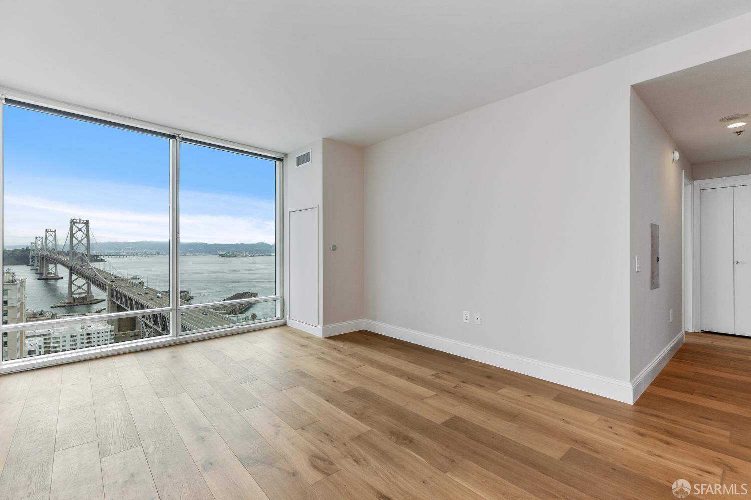 Detail Gallery Image 3 of 42 For 425 1st St #2308,  San Francisco,  CA 94105 - 1 Beds | 1 Baths