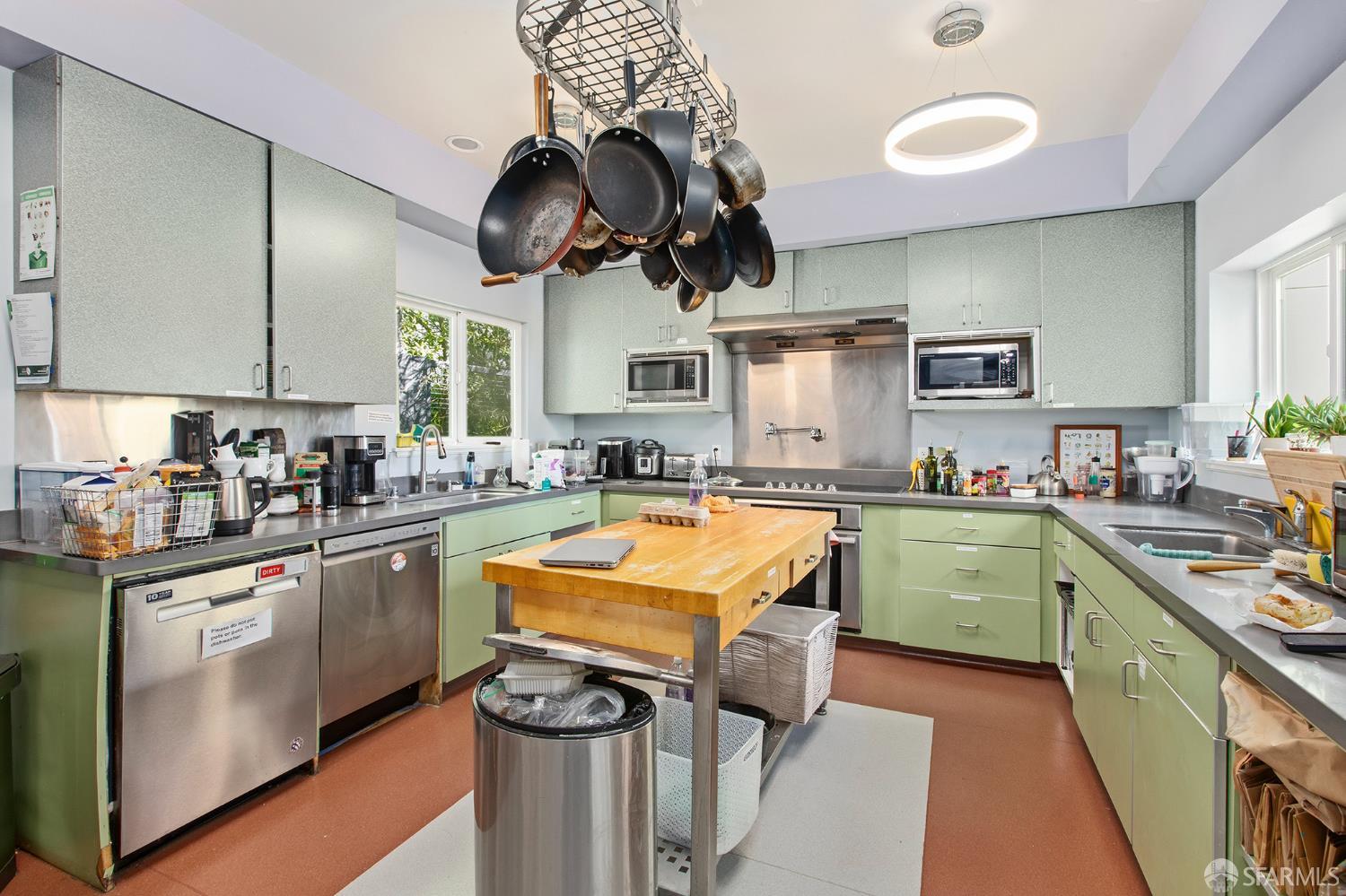 Detail Gallery Image 5 of 16 For 3016 Jackson St, San Francisco,  CA 94115 - – Beds | – Baths