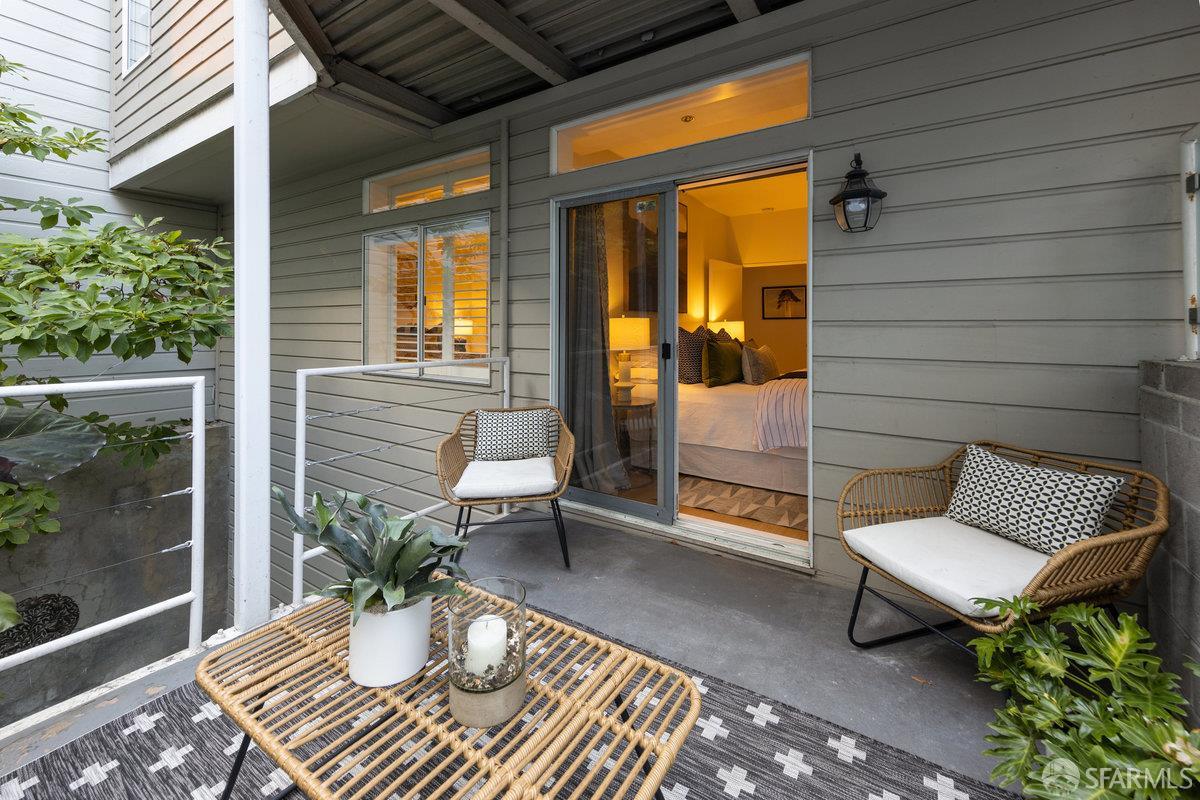 Detail Gallery Image 35 of 39 For 44 Macondray Ln 2w,  San Francisco,  CA 94133 - 2 Beds | 2 Baths