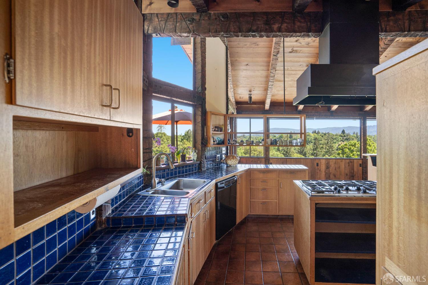 Detail Gallery Image 12 of 51 For Address Is Not Disclosed, Woodside,  CA 94062 - 3 Beds | 3 Baths