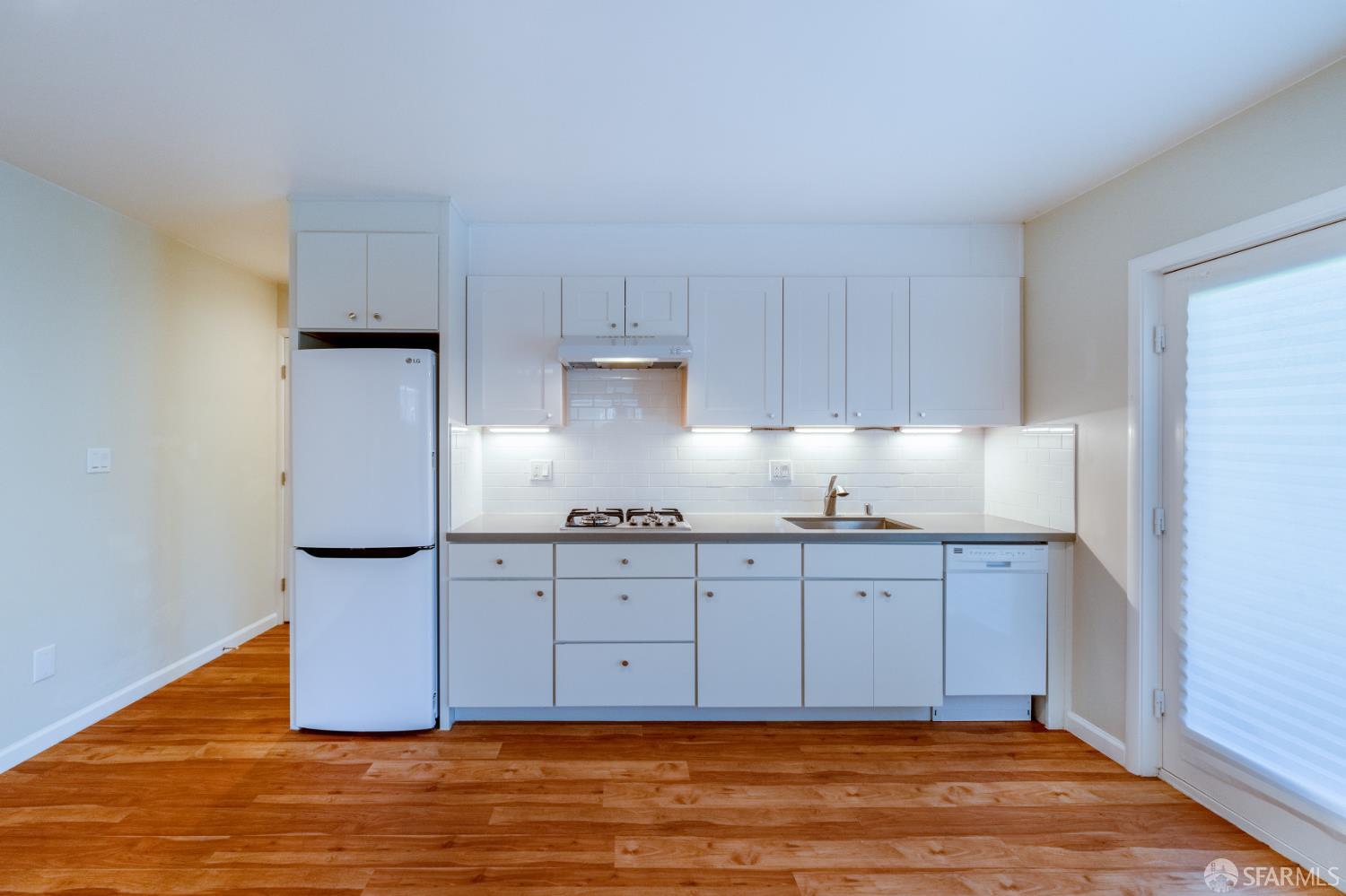 Detail Gallery Image 10 of 88 For 938 Kearney St, El Cerrito,  CA 94133 - 8 Beds | 8/2 Baths