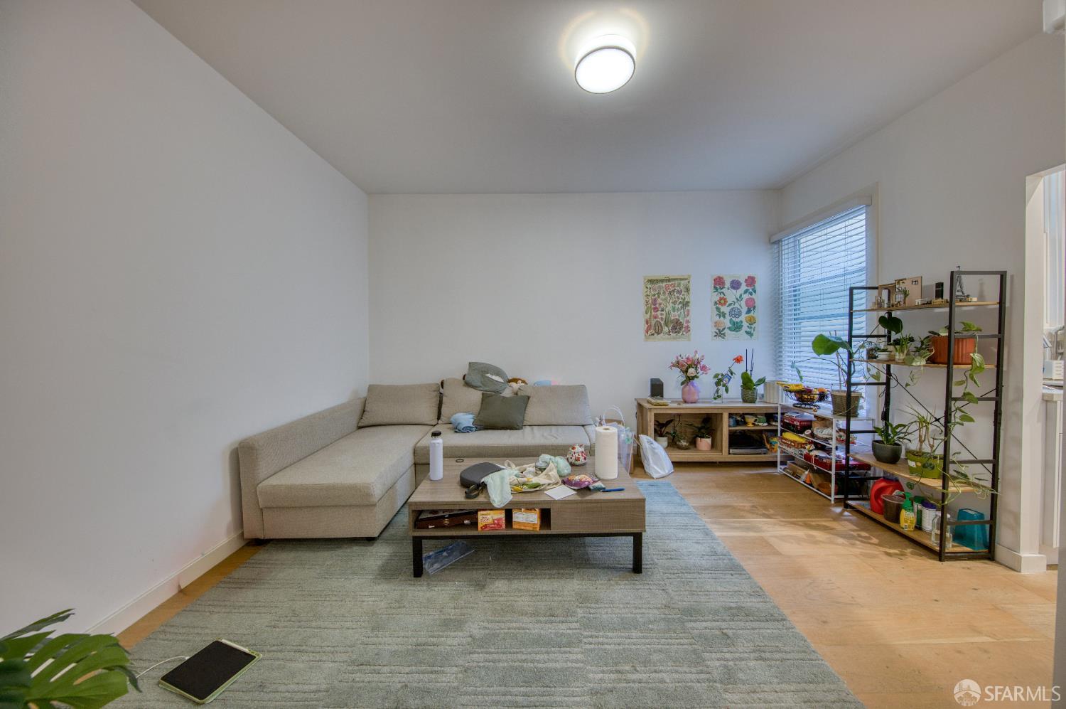 Detail Gallery Image 4 of 11 For 1230 Jackson St, San Francisco,  CA 94109 - – Beds | – Baths