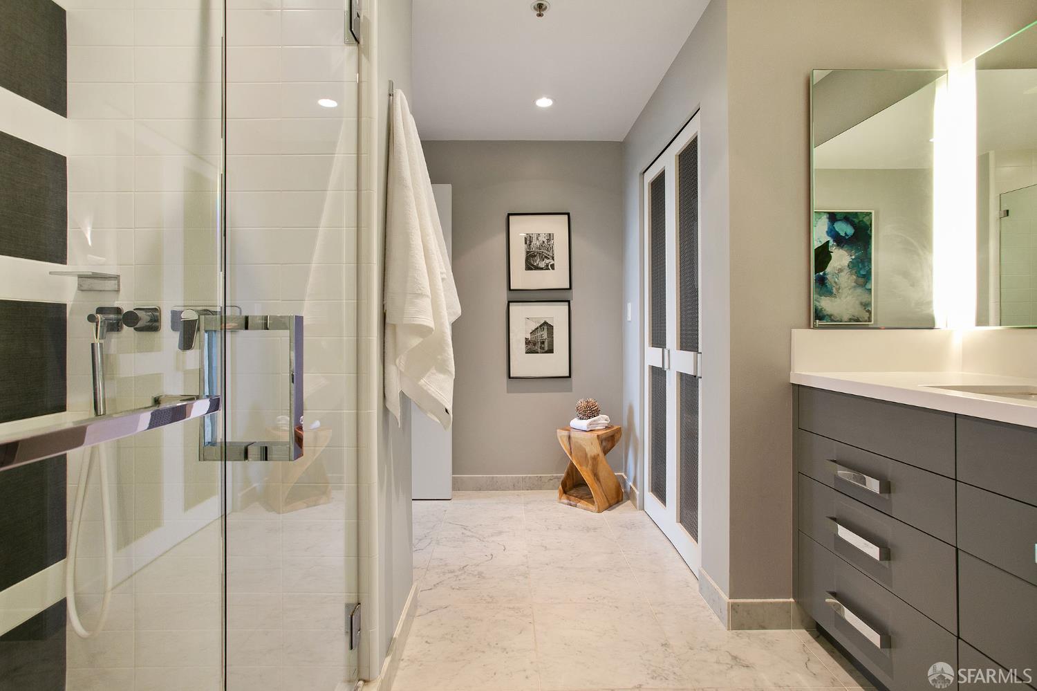 Photo #14: 426111982 Listing: Photo #14