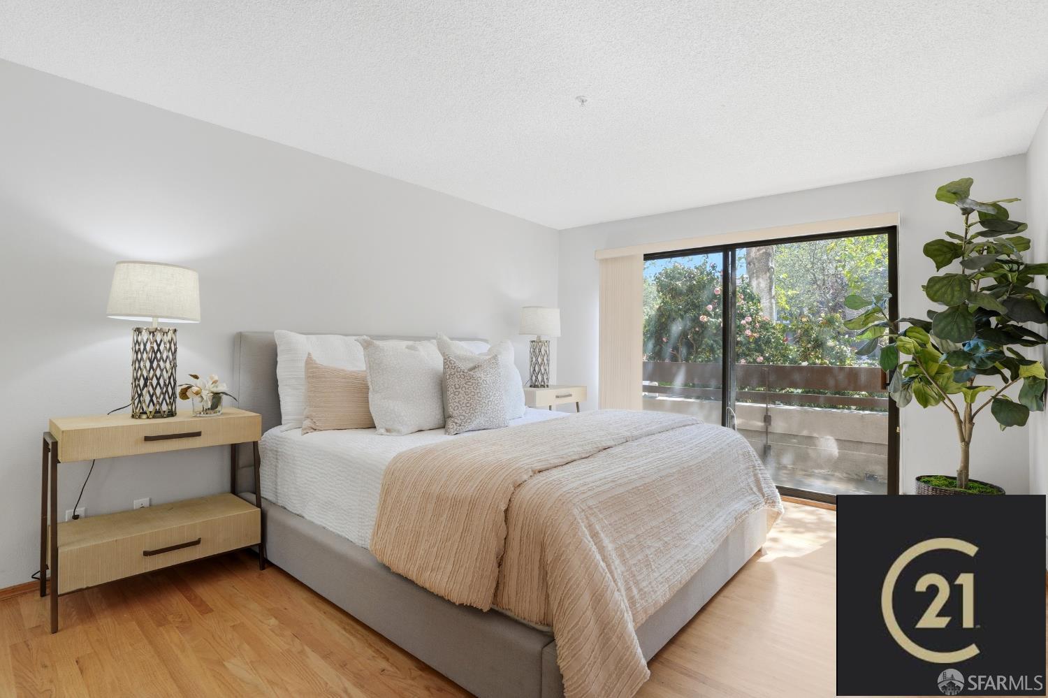 Detail Gallery Image 32 of 44 For 230 N Lake Merced Hls 1a,  San Francisco,  CA 94132 - 2 Beds | 2 Baths